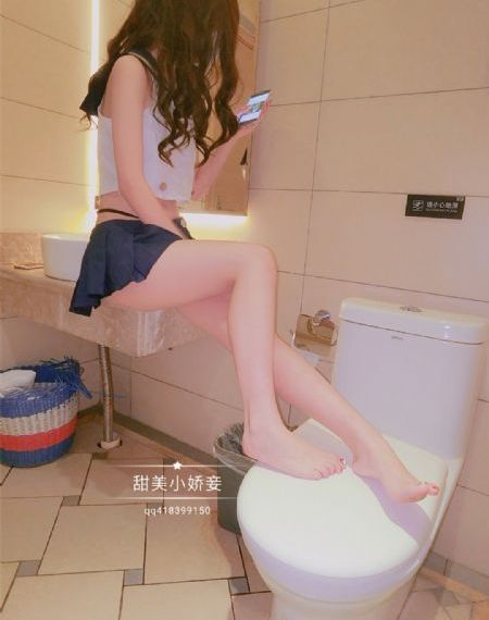激情四射五月天_十万网红美女美酱