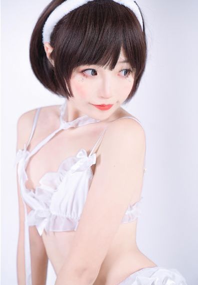 乳香诱人(高H)隐欲快穿王爷_高清蓝光在线观