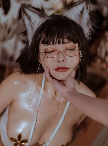 欧美熟妇毛多_DVD高清电影在线