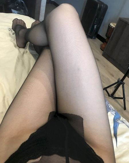 嗯啊孕肚下坠涨浓精H_超清HD在线观看