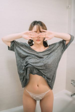 小说免费下载网站_720高清完整版播放