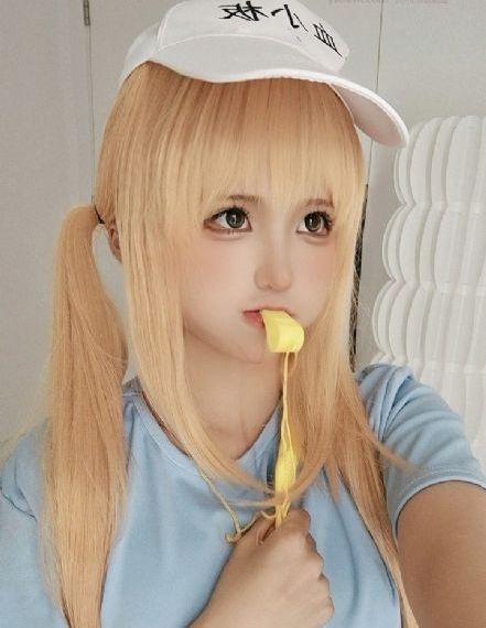 悄悄解开了岳的乳罩第一章_720高清电影在线