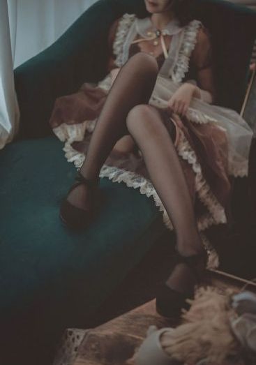 中国老年人操逼视屏_十万网红美女美酱