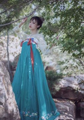 小雯高中生放荡日记高H_BD英语高清迅雷在线观看