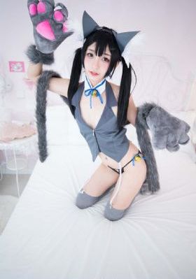 丰满放荡岳乱蜜桃AV_1080P高清完整版
